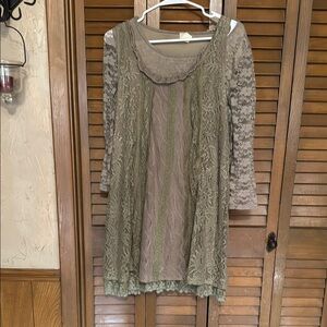 Green Asymmetrical 3/4 Sleeve Tunic